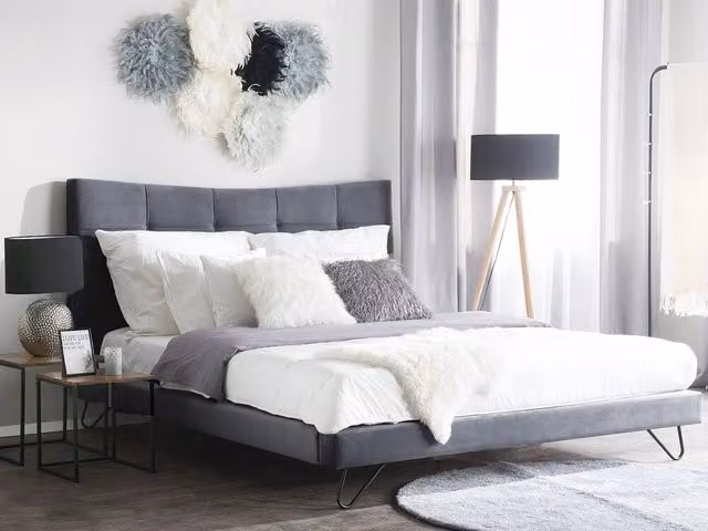 Letto Beliani Moderno in Velluto Grigio con Struttura Imbottita e Gambe in Metallo L/P: 160 x 200 cm