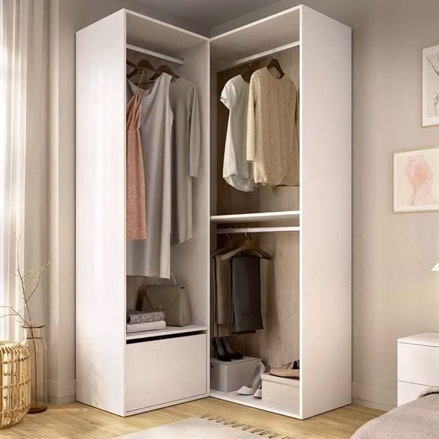Armadio da camera da letto DMORA Evansdale moderno con ante battenti soft close, colore bianco e rovere, L: 105 cm, H: 205 cm