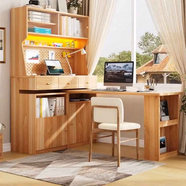 Scrivania con armadio alto Mivray con ante scorrevoli, ripiani regolabili e pannello forato, colore beige e marrone, L: 137 cm, P: 60 cm, H: 177,7 cm