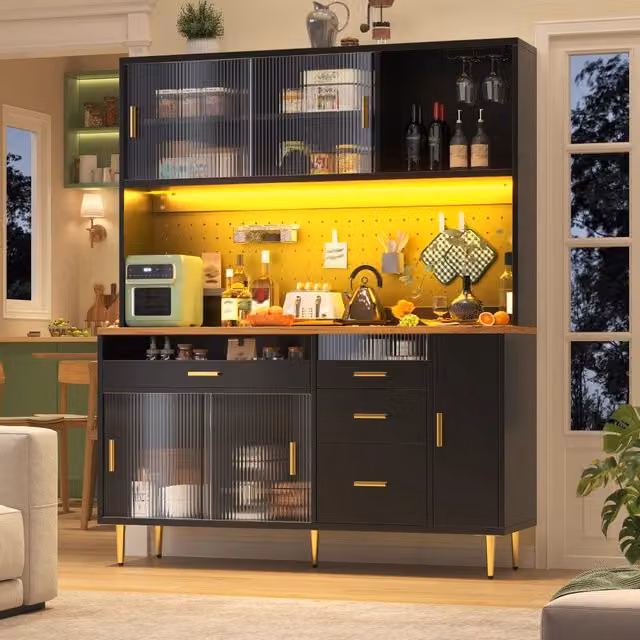 Armadio Alto REDOM Nero con Vetro e MDF, Illuminazione Integrata e Portabottiglie, L: 145 cm, P: 39 cm, H: 171 cm