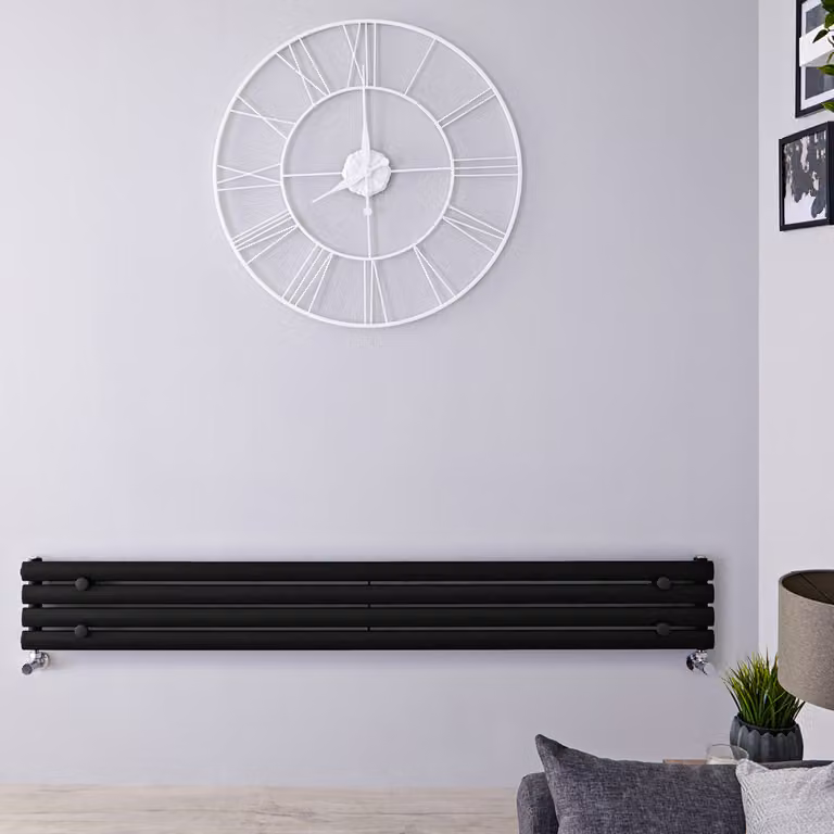Radiatore di Design Orizzontale a Pannello Singolo HudsonReed in Acciaio Nero L: 160 cm, H: 23,6 cm
