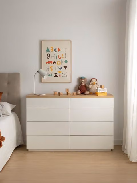 Cassettiera bianca Havel con 8 cassetti doppi per bambini Kenay Home