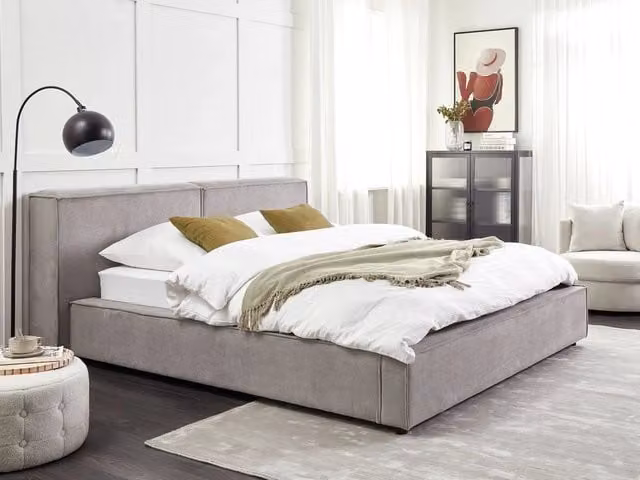 Letto matrimoniale Beliani in velluto grigio con struttura in legno di pino e doghe, stile classico, L/P/H: 160 x 200 x 242 cm