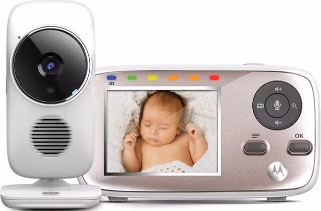 Baby Monitor Motorola con Telecamera Wifi, Controllo tramite App, Visione Notturna e Audio Bidirezionale, Bianco