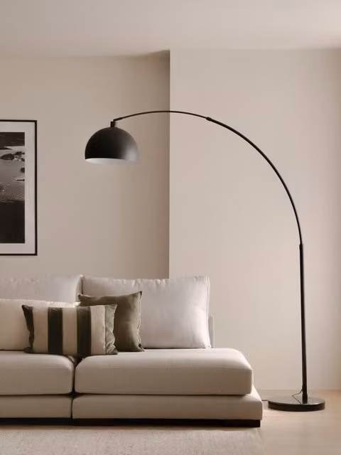 Tilbury lampada da terra nera Kenay Home con base in marmo e metallo, Altezza: 190 cm