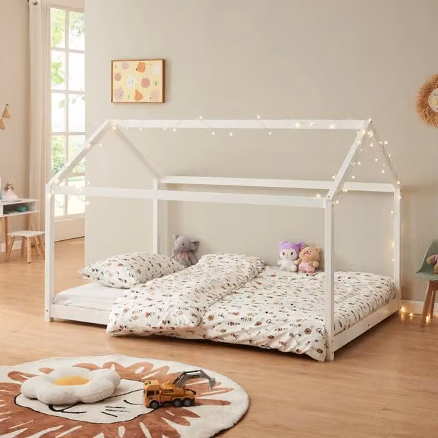 Letto per cameretta a forma di casetta Cerro en.casa in legno di pino bianco L: 140 cm, P: 200 cm, H: 206 cm