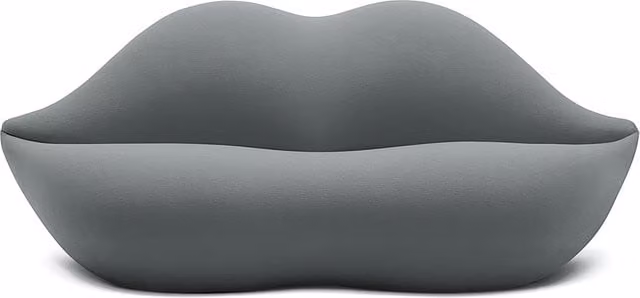 Divano Gufram Bocca Unlimited in tessuto bouclé grigio