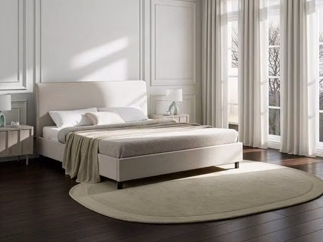 Letto Beliani in stile scandinavo con rivestimento in tessuto beige e gambe in legno di pioppo oliato, L/P/H: 216 x 180 x 106 cm