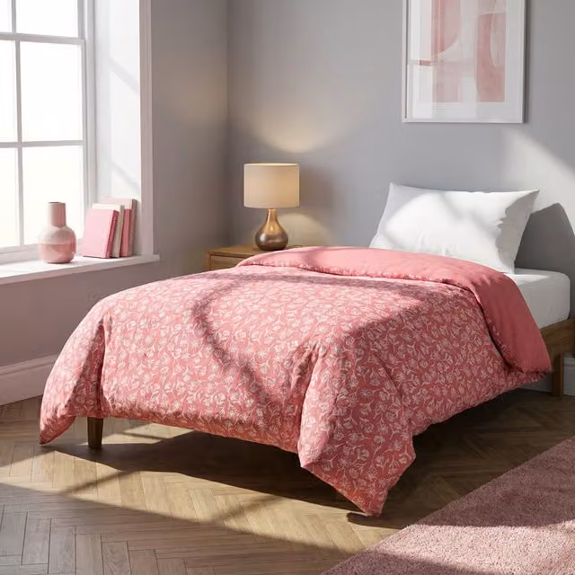 Trapuntino Kasanova per una piazza e mezza con fantasia floreale in microfibra, colore malva/rosa, L: 220 cm x P: 250 cm