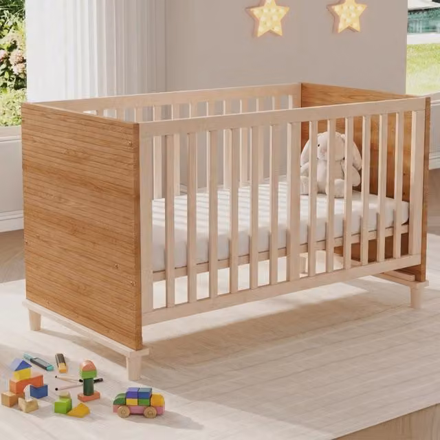 Lettino per bambini WISHDOR in legno massello e MDF con rete a 5 altezze regolabili, colore naturale, L: 144 cm, P: 74 cm, H: 87 cm