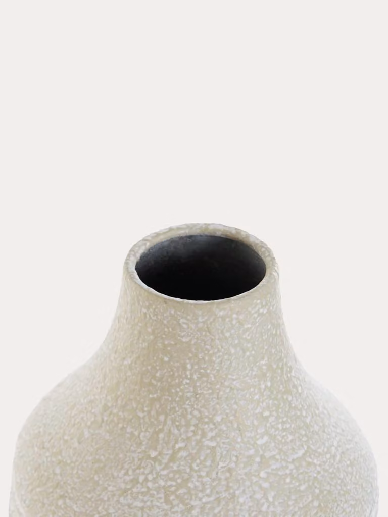 Vaso moderno in metallo e ceramica Kenay Home, design astratto rotondo, grigio e bianco, H: 36,0 cm, L: 16,5 cm, P: 16,5 cm