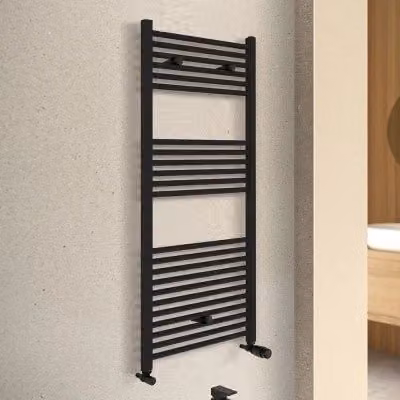 Termoarredo scaldasalviette in acciaio nero opaco con kit valvole integrato L 120 x H 50 cm, interasse 45 cm