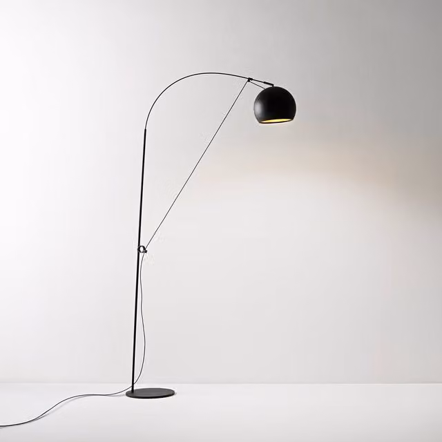 Piantana da terra Perenz Pulley con design ad arco regolabile in metallo, colore nero e oro/ottone, attacco E27 per LED