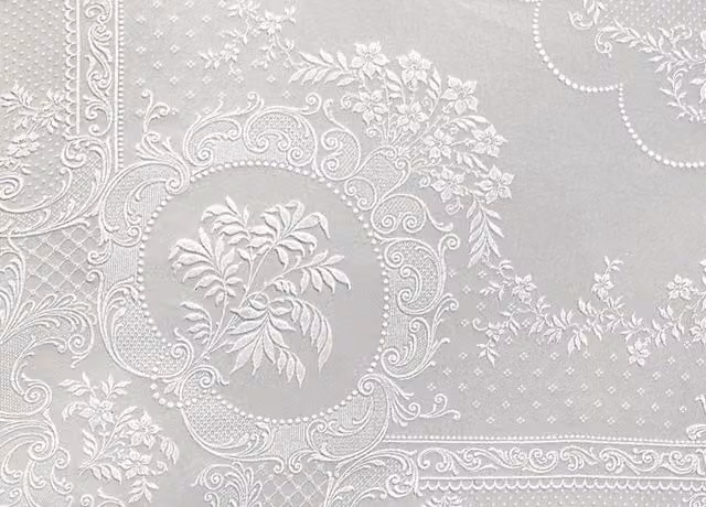 Copritutto Biancheriaweb in Cotone Jacquard con Disegno Diamante Geometrico, Bianco, L/P: 270 x 260 cm