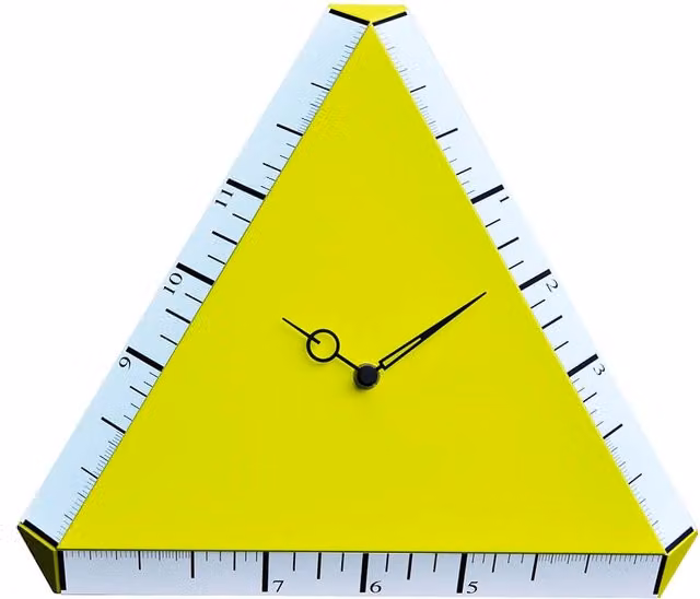 Orologio da parete analogico Pirondini Italia Pitagora triangolare in legno giallo zolfo L 38 cm x P 38 cm