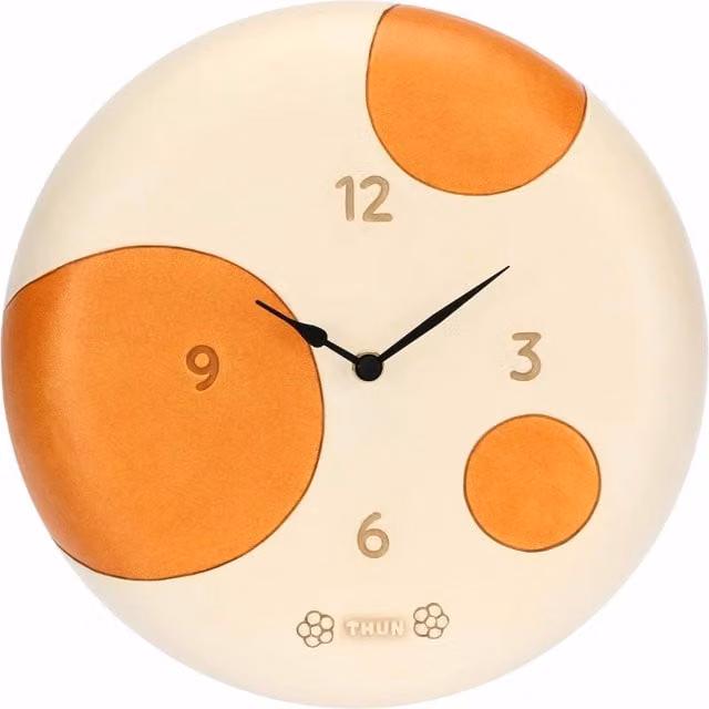 Orologio da muro analogico Chroma THUN arancione con design moderno e astratto