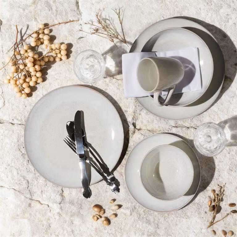 Set di stoviglie Mare tectake in ceramica e grès per 6 persone, colori sabbia e blu