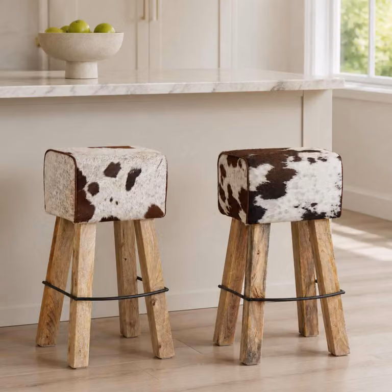 Set di 2 sgabelli da bar vidaXL in legno di mango e pelle con stampa animalier, marrone e bianco, L/P/H: 33 x 33 x 74 cm