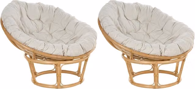 Set di 2 sedie impilabili in rattan polyrattan BELIANI con cuscini in tessuto beige per giardino e balcone in stile boho