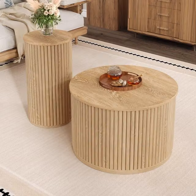 Set di 2 tavolini bassi rotondi OKWISH in MDF beige con struttura a righe verticali per soggiorno
