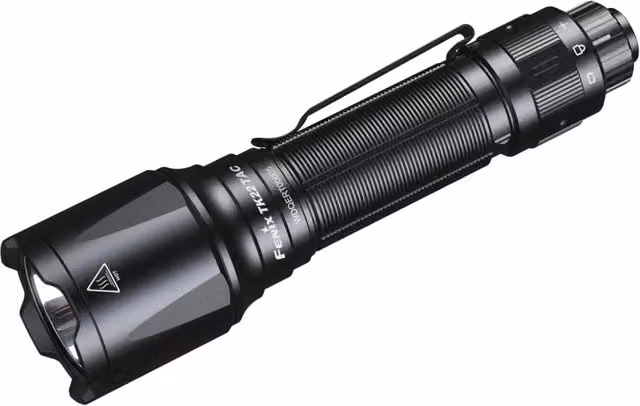 Torcia LED Fenix LD36R nera con 3600 lumen e protezione IP68 in alluminio