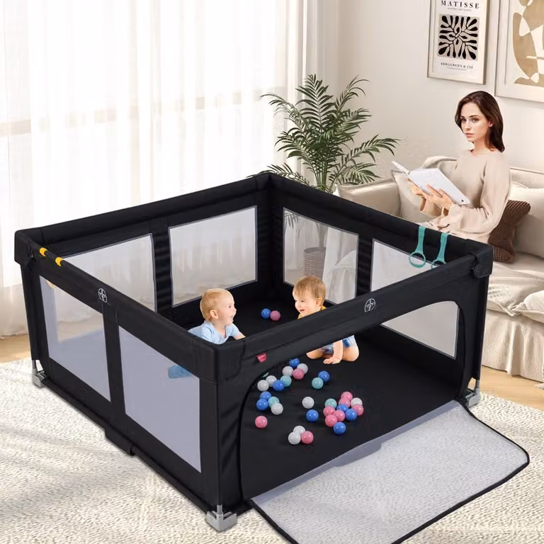 Set di 2 pezzi Costway composto da recinto pieghevole e tappetino da gioco in schiuma multicolore per bambini