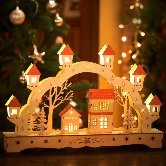 Arco natalizio Monzana in legno marrone con paesaggio invernale