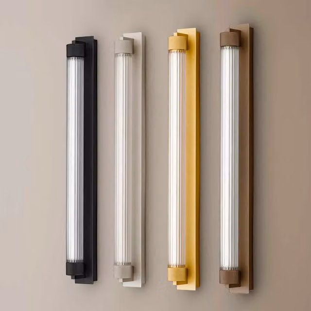 Applique LED Olev Charmer per bagno in vetro e metallo, luce up and down, bianco e nero con effetto multicolore e trasparente