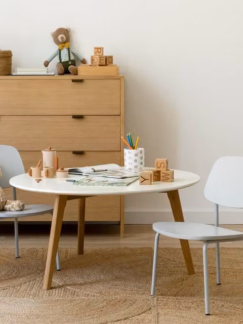 Sedia per bambini Gugga grigia Kenay Home