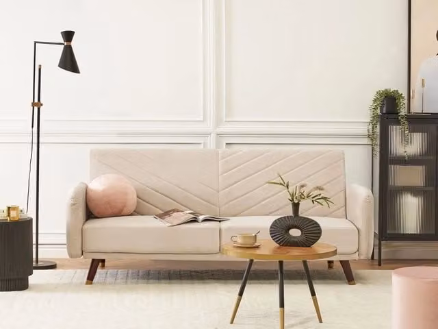 Divano Letto Click Clack Beliani in Velluto Beige con Struttura in Legno e Poggiatesta Regolabile per Soggiorno
